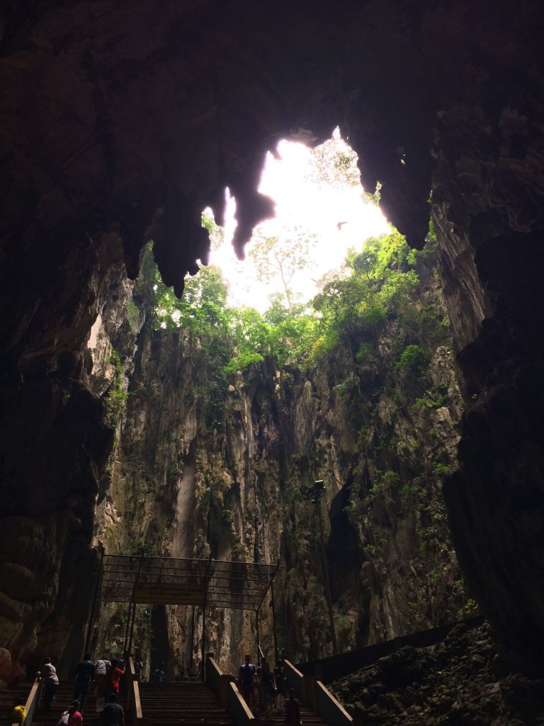 grotte-batu-cave